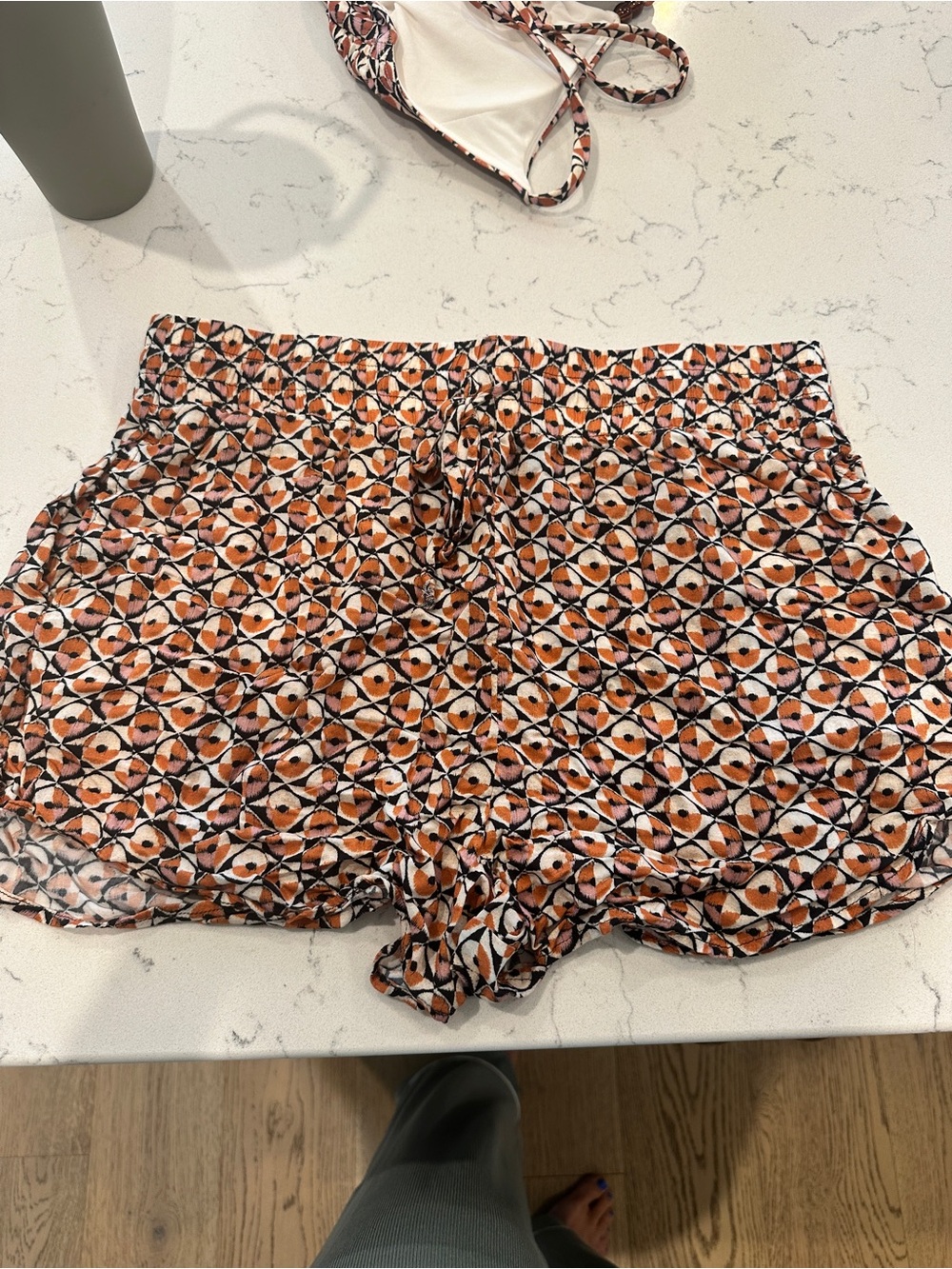 Shade & Shore Swimming suit and shorts - Picture 7 of 8